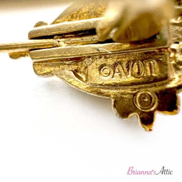 Vintage Avon Fancy Pink & Gold Hook Earrings with Rhinestones - Picture 8 of 9